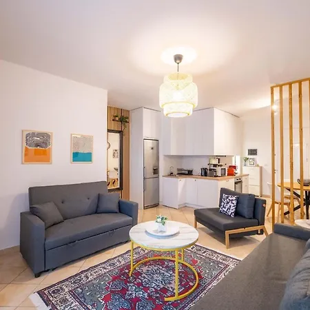 Apartment Arline's Luxury Retreat House