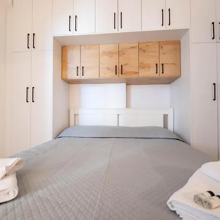 Arline's Luxury Retreat House Sarande