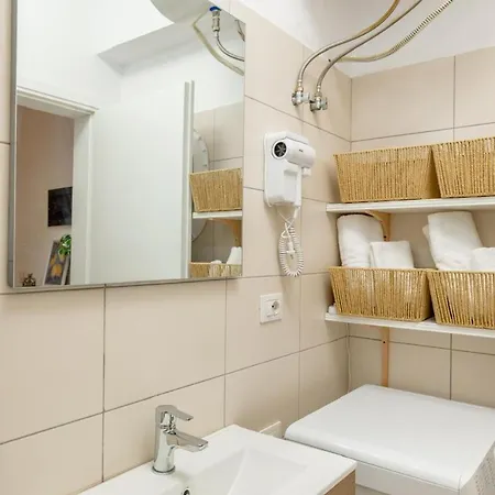 Arline's Luxury Retreat House Sarande